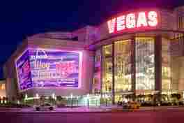 LOVE REPUBLIС открыл новый магазин в ТРК VEGAS Крокус Сити